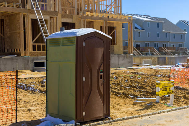 Best Porta potty delivery and setup  in Fest Grove, OR